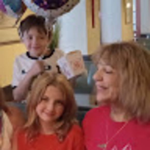 lindaadams970